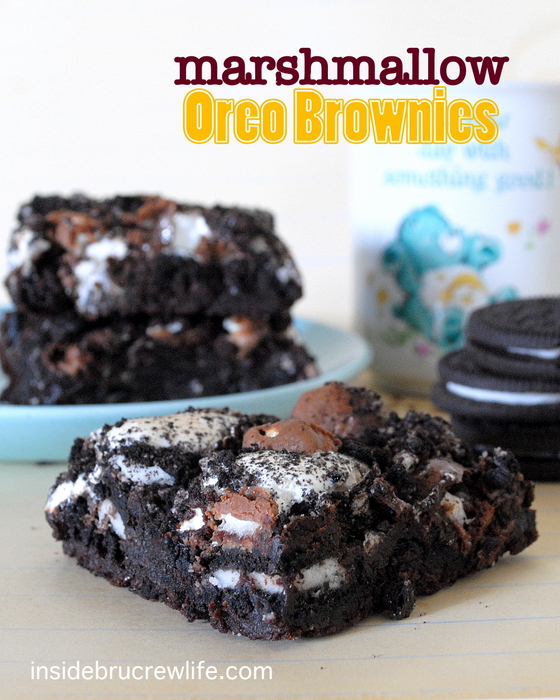 Copyrights: http://insidebrucrewlife.com/2011/09/oreo-marshmallow-brownies/