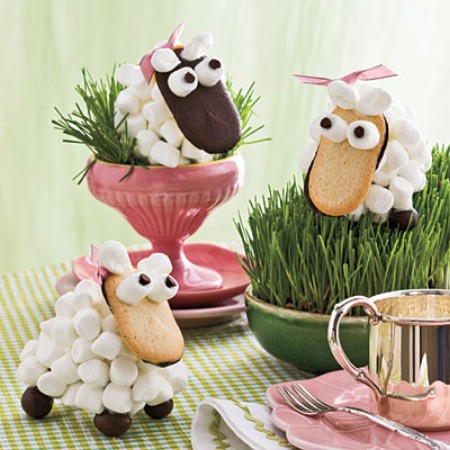 Edible Sheep Centerpiece - 40 Beautiful DIY Easter Centerpieces to Dress Up Your Dinner Table