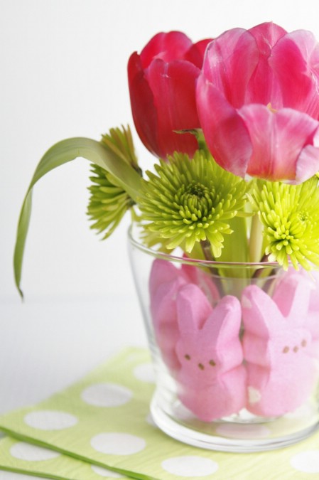 Peeking Peeps Centerpiece - 40 Beautiful DIY Easter Centerpieces to Dress Up Your Dinner Table