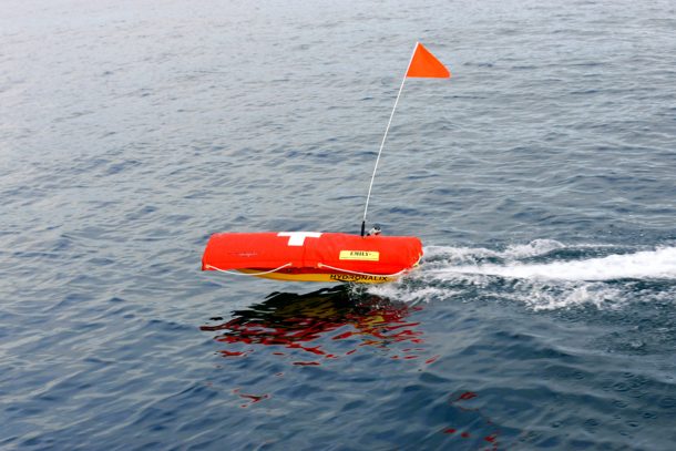 EMILY Robot Is A Lifeguard Sent From Helicopter for anyone In Peril in the Sea_Image 4