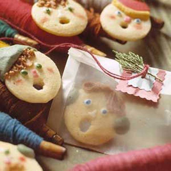 These cookies are screaming in agony. Somebody do something!