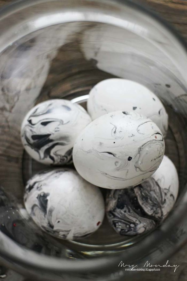Nail polish marbled eggs